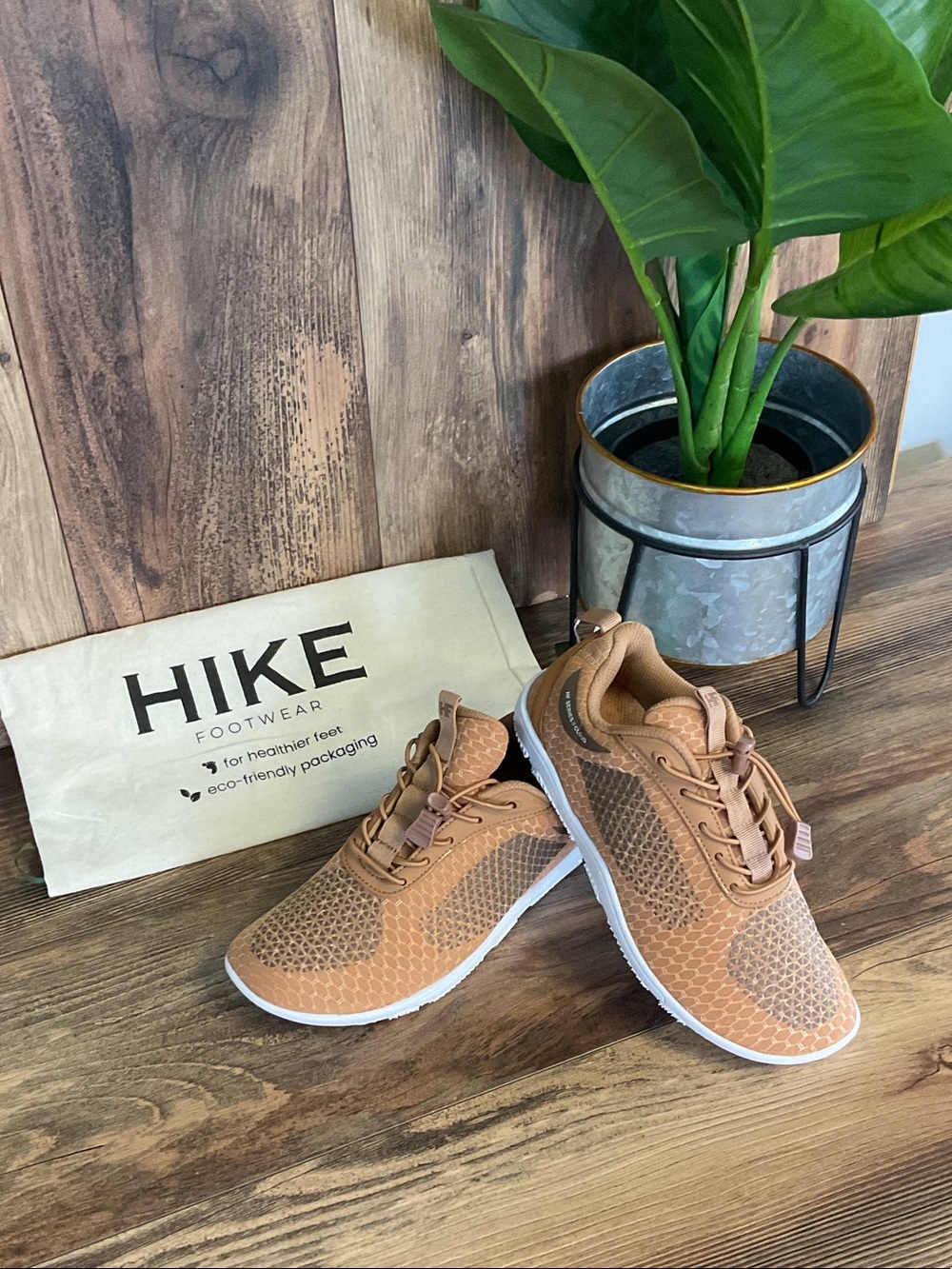 HIKE Footwear Lightweight HF-Cloud Barfoot Athletic Sneakers 7    930B